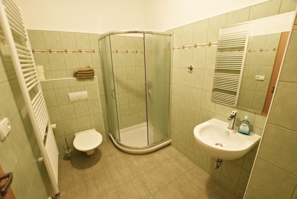 Penzion Soutok Lanzhot Bagian luar foto